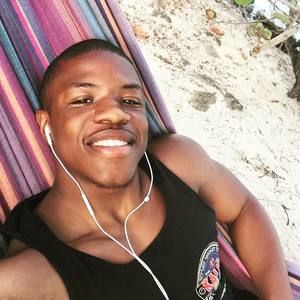 Meet your Posher, Kris